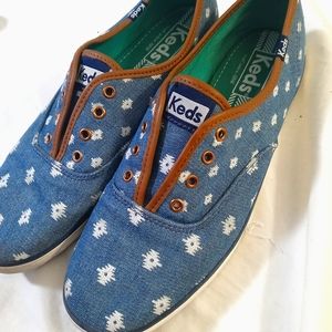 NWOT keds for women